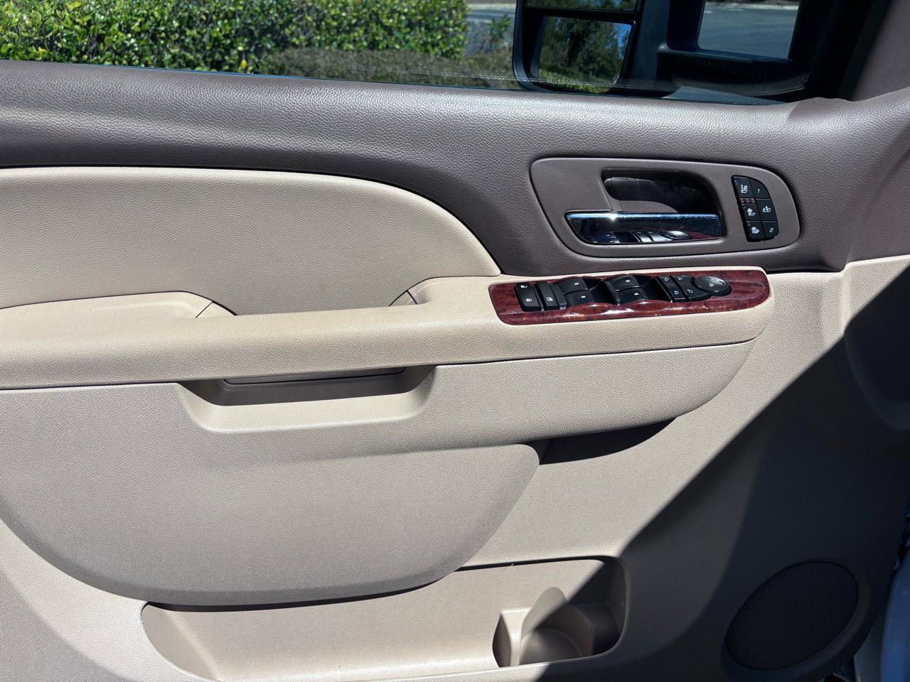 Used 2014 GMC Sierra 2500 SLT w/ SLT Convenience Package image 15