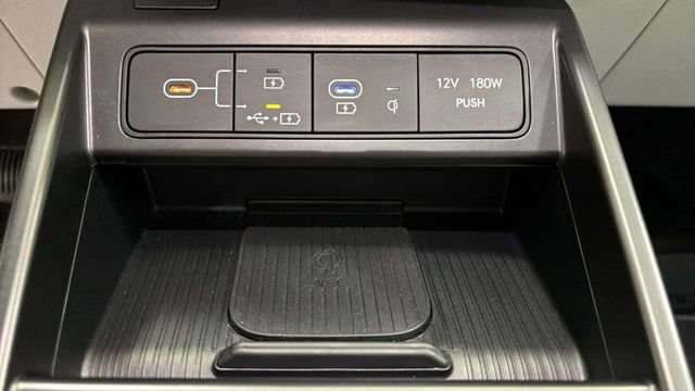 Used 2024 Hyundai Kona SEL w/ Convenience Package FWD image 29