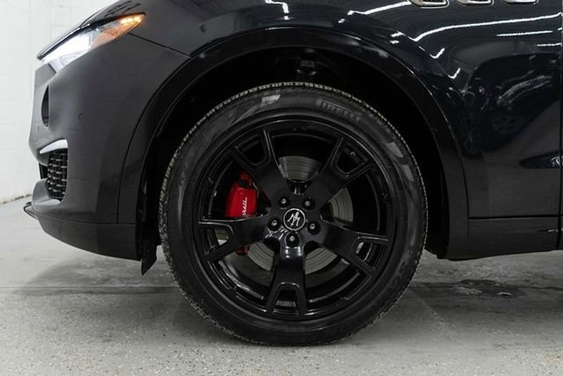 Used 2022 Maserati Levante GT image 31