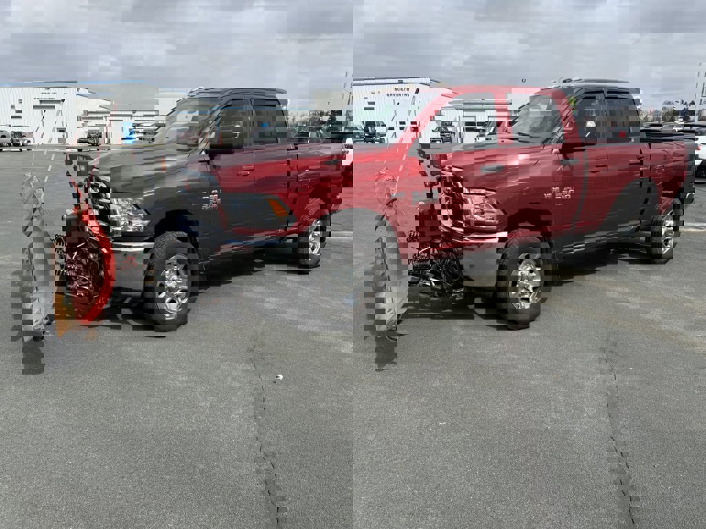 Used 2015 RAM 3500 Tradesman w/ Chrome Appearance Group image 3