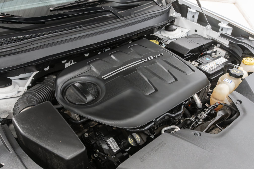 Used 2021 Jeep Cherokee Limited AWD/4WD image 4
