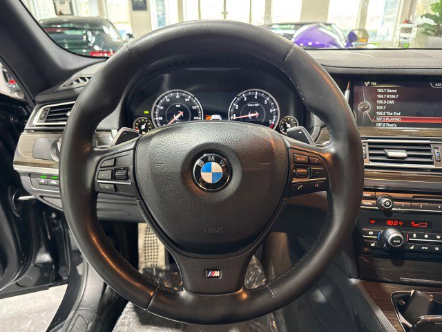 Used 2015 BMW 740Li image 46
