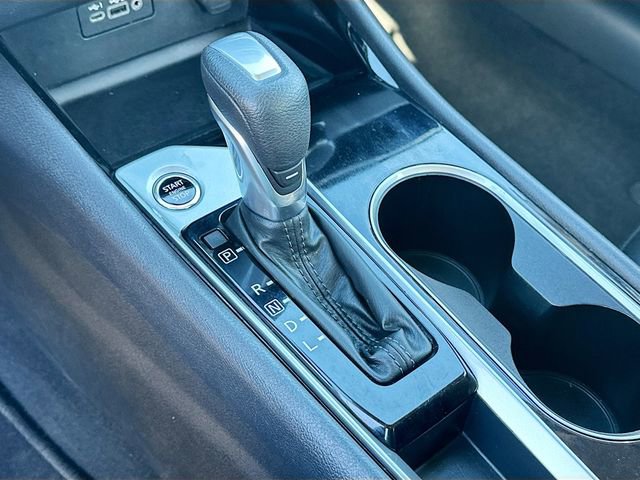 Used 2024 Nissan Altima 2.5 SV image 16