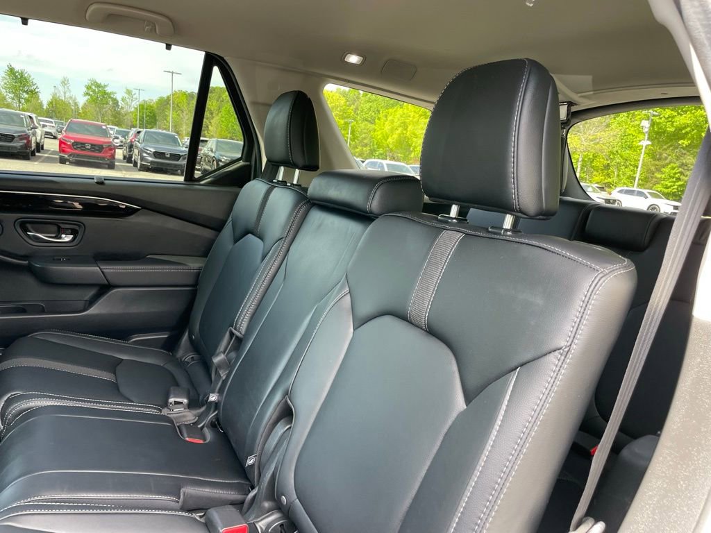 Certified 2025 Honda Pilot EX-L image 41