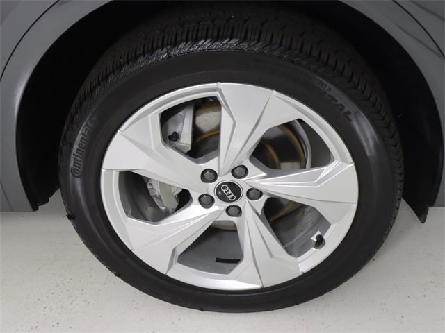 Certified 2023 Audi Q5 2.0T Premium Plus image 9