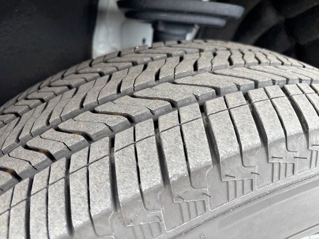 New 2025 GMC Acadia Elevation image 22