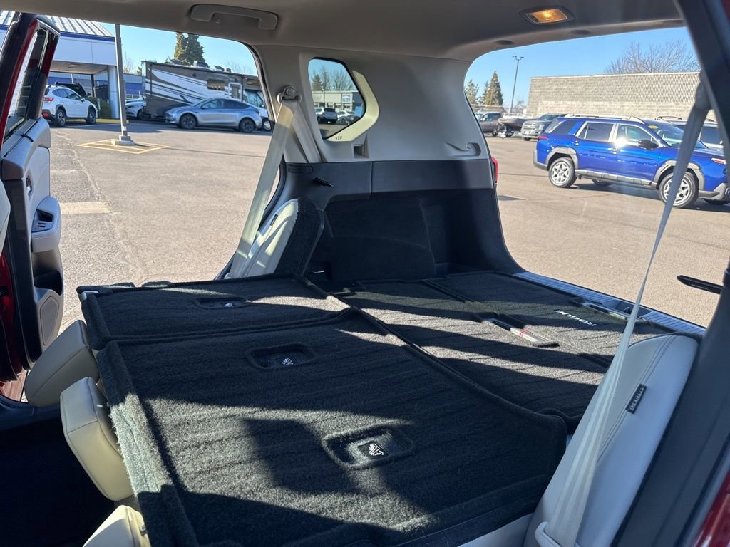 Used 2022 Nissan Rogue SL w/ SL Premium Package image 16