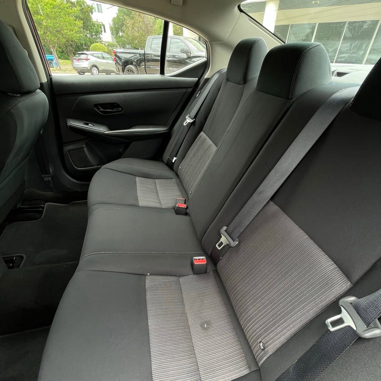 Used 2024 Nissan Sentra SV FWD image 24