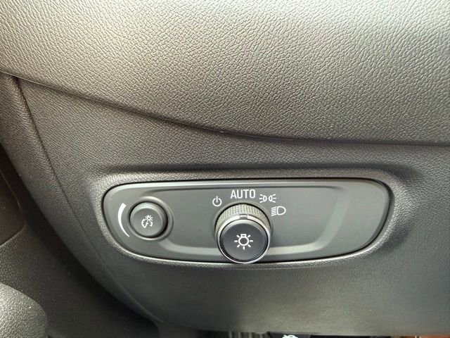 Certified 2024 Chevrolet Equinox LS image 23