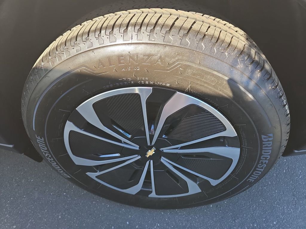 New 2026 Chevrolet Blazer EV LT image 32