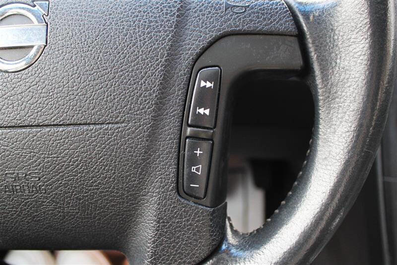 Used 2004 Volvo V70 AWD/4WD image 18