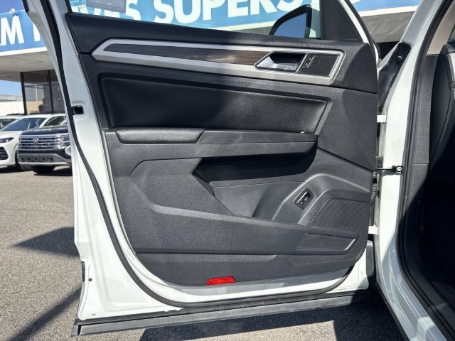 Used 2019 Volkswagen Atlas SE w/ Towing Package FWD image 21