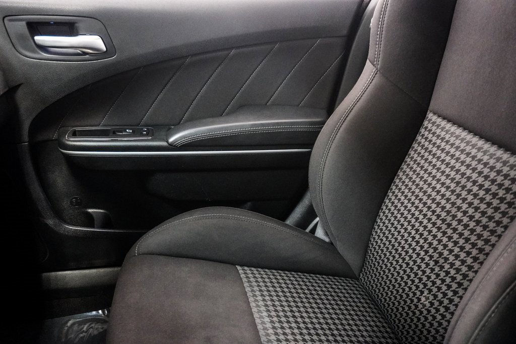 Used 2023 Dodge Charger Scat Pack w/ Harman/Kardon Audio Group image 29