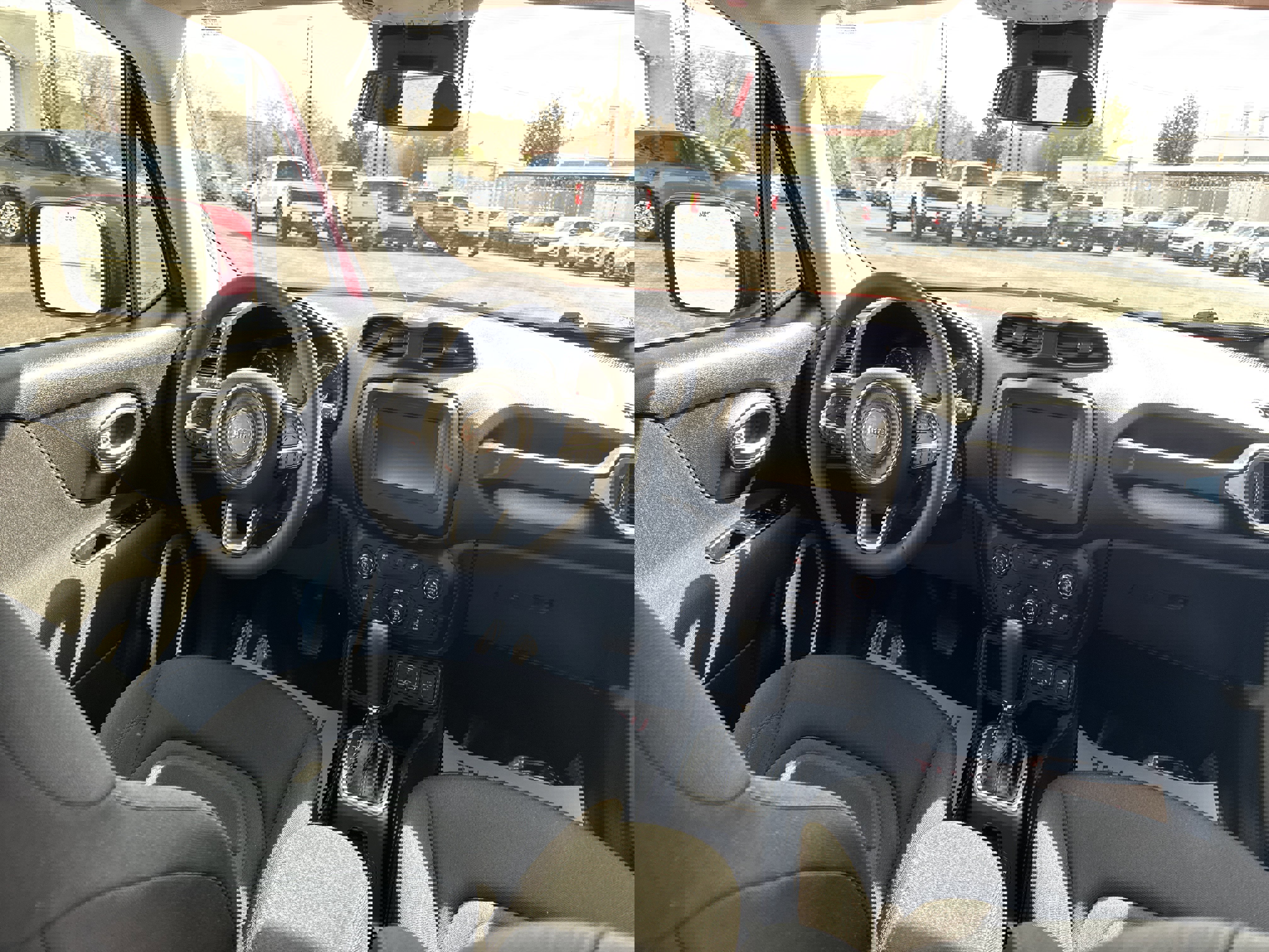 Used 2020 Jeep Renegade Latitude image 14