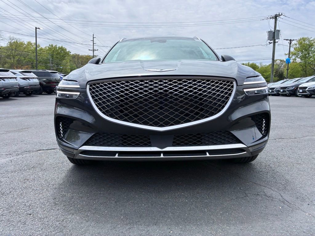 Used 2024 Genesis GV70 2.5T w/ Select Package AWD/4WD image 2