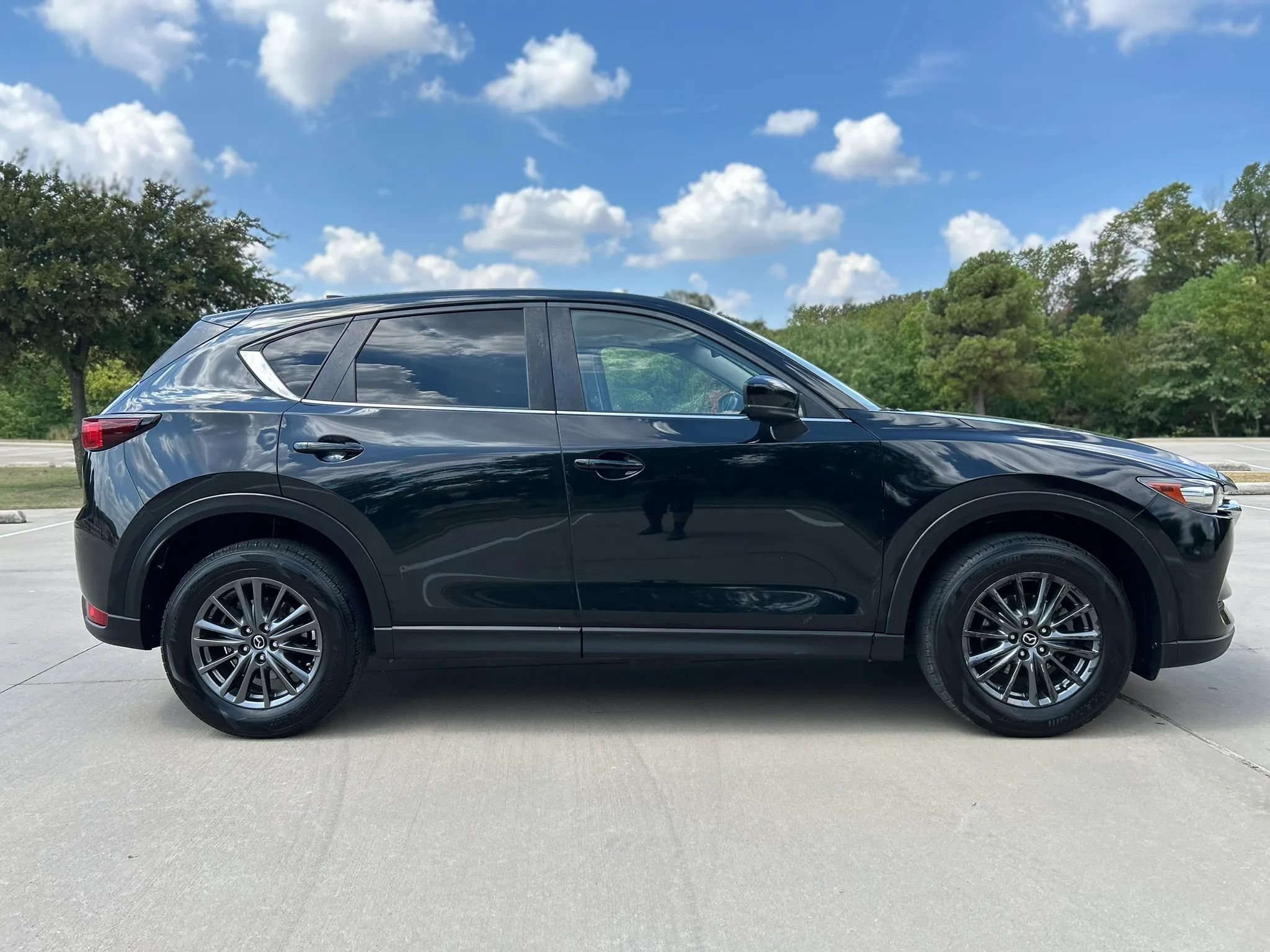 Used 2021 MAZDA CX-5 Touring FWD image 5