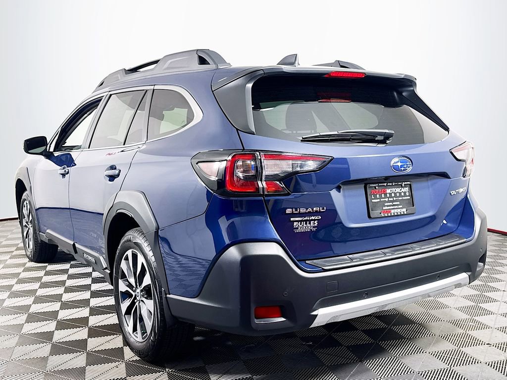 Used 2025 Subaru Outback Limited AWD/4WD image 5
