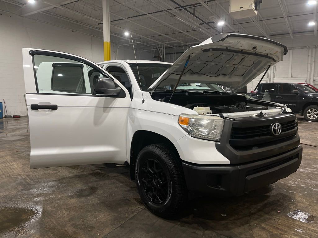 Used 2015 Toyota Tundra SR image 38