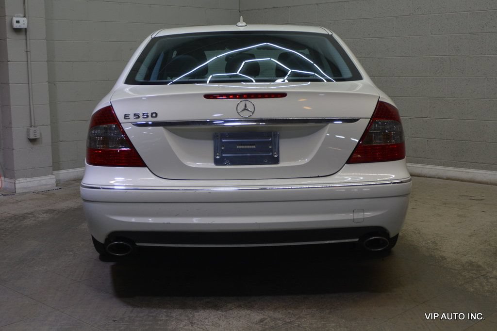 Used 2009 Mercedes-Benz E 550 Sedan image 6