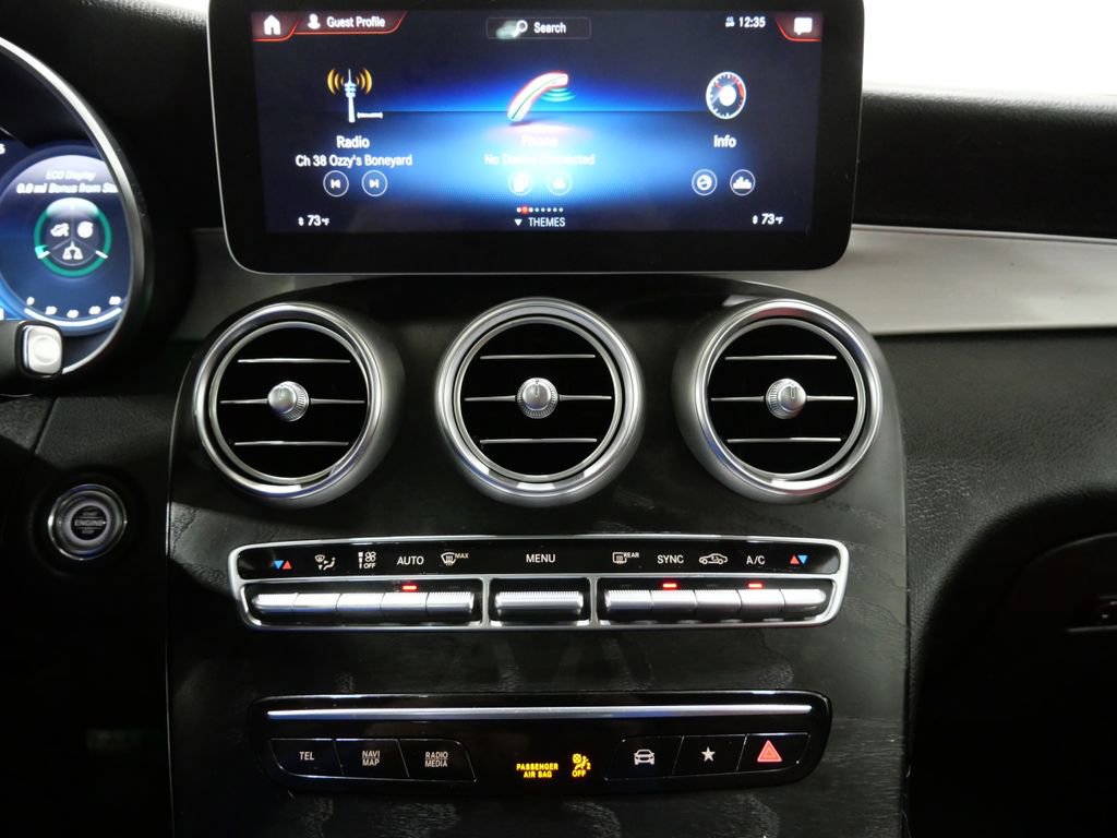 Used 2022 Mercedes-Benz GLC 300 4MATIC w/ AMG Line image 24