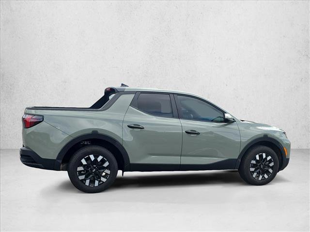 Used 2025 Hyundai Santa Cruz SE FWD image 4