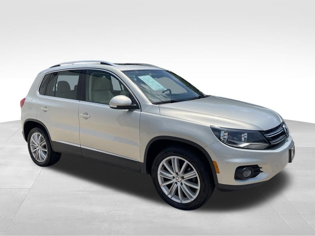 Used 2015 Volkswagen Tiguan SE FWD image 3