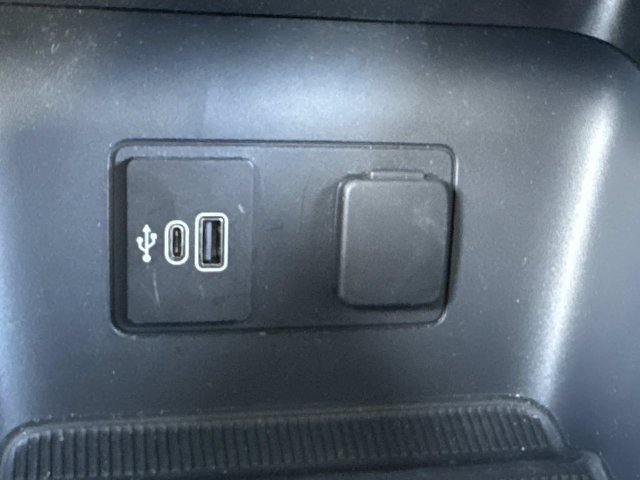 New 2026 Ford Explorer Active w/ Active Comfort Package RWD image 23