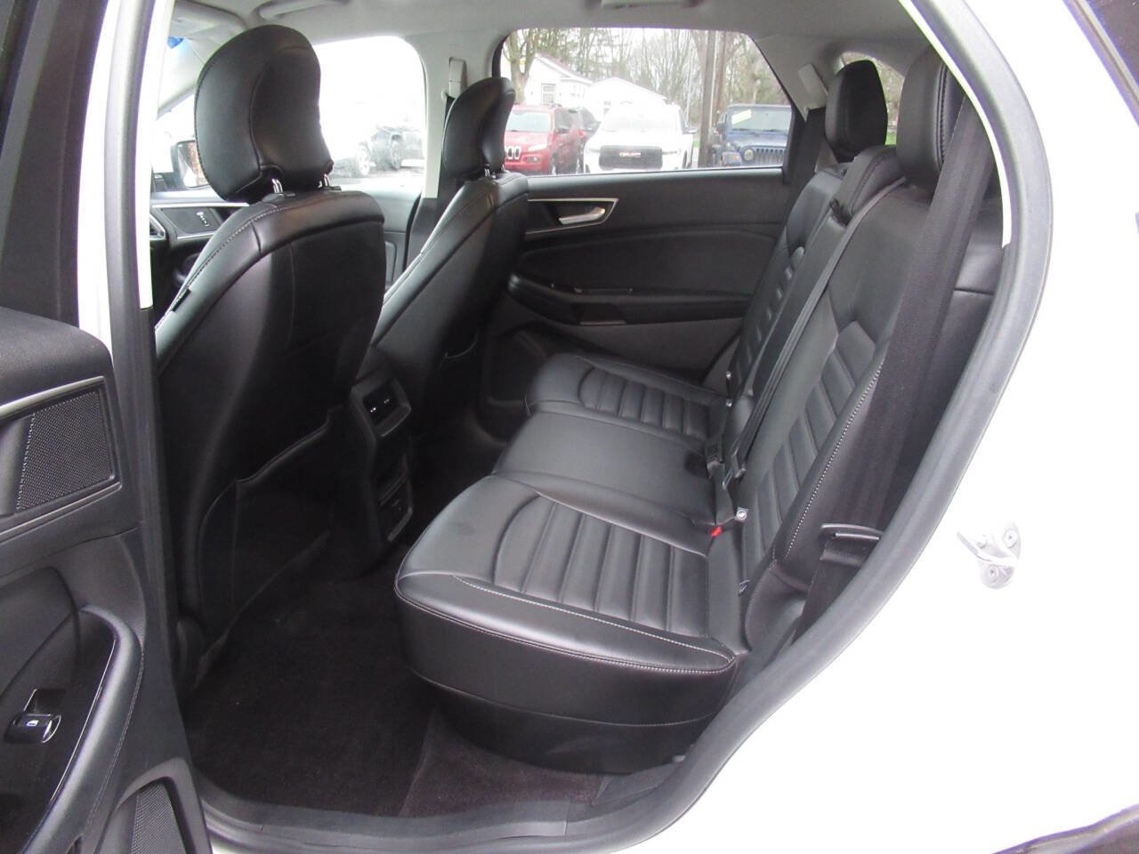 Used 2016 Ford Edge SEL w/ Equipment Group 201A AWD/4WD image 15