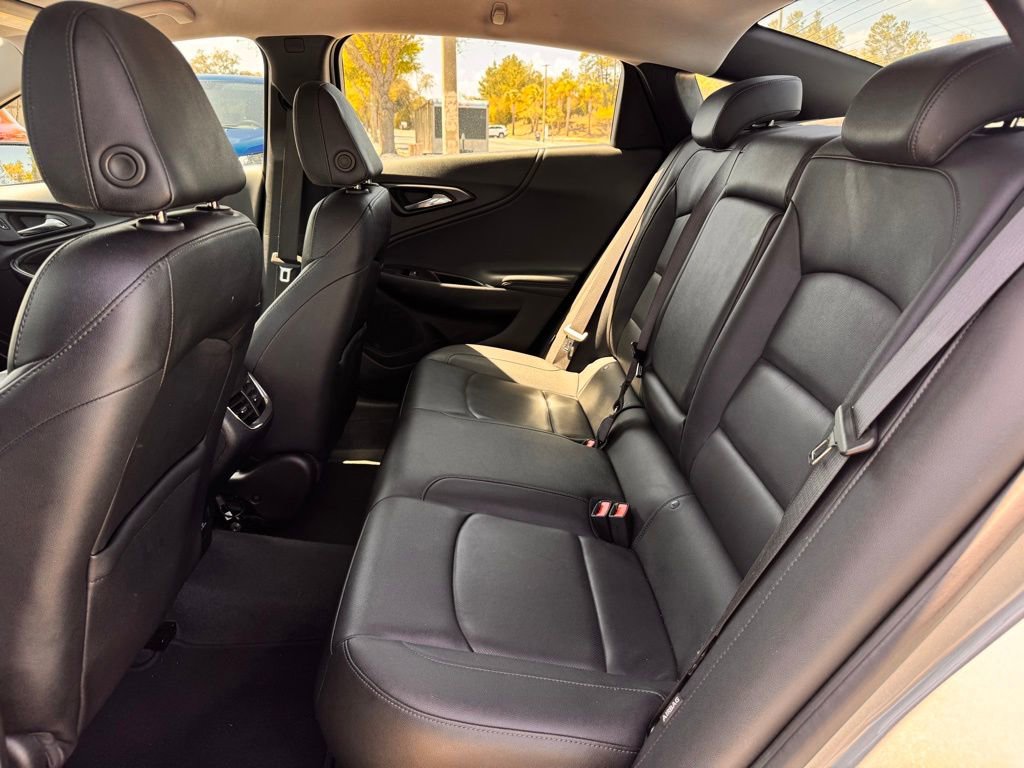 Used 2024 Chevrolet Malibu LT FWD image 9