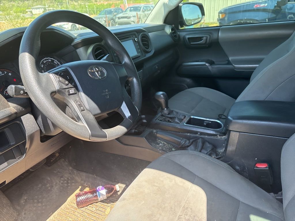 Used 2017 Toyota Tacoma SR w/ Tow Package image 11