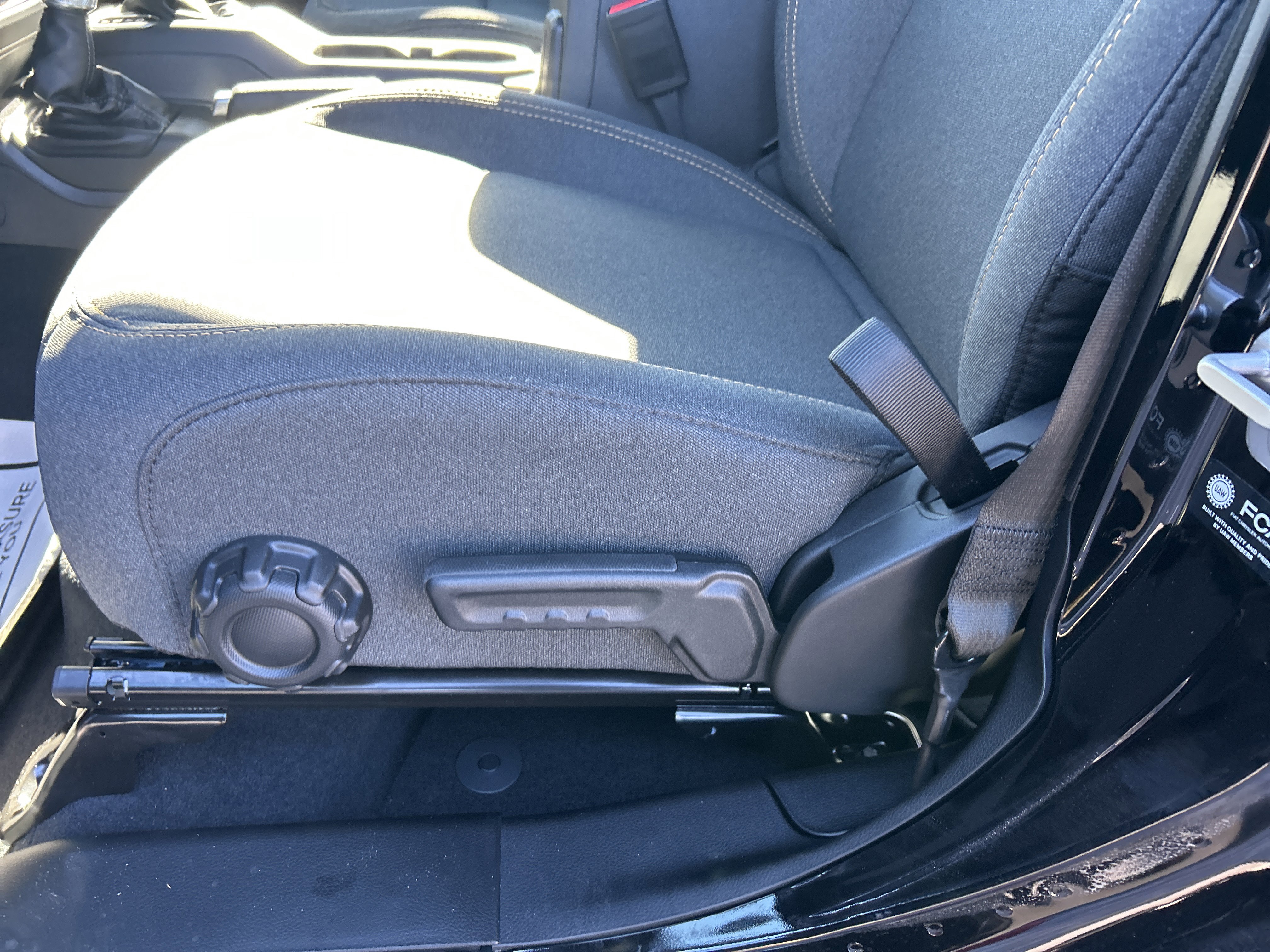 New 2026 Jeep Gladiator Sport image 16