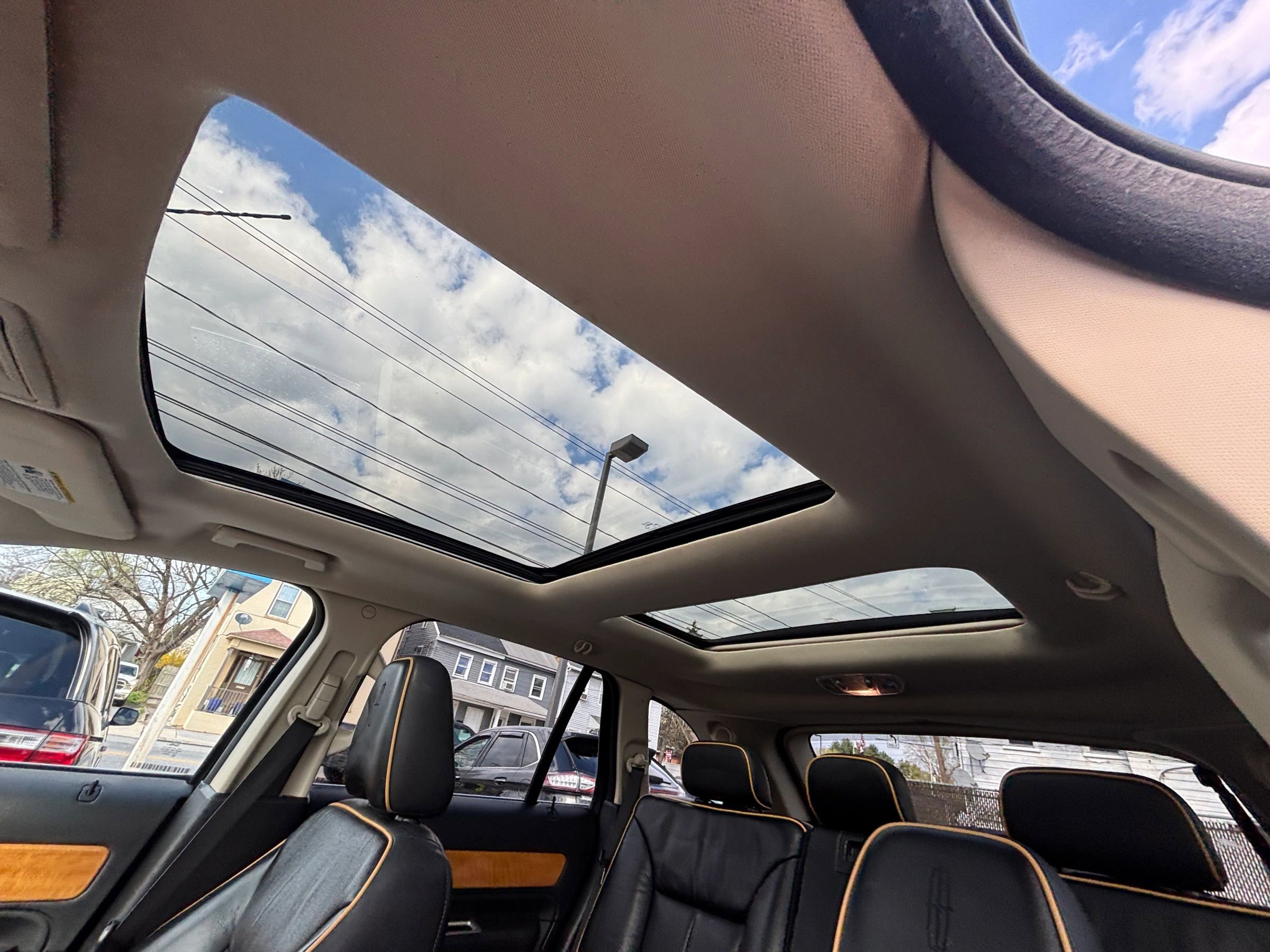 Used 2010 Lincoln MKX AWD image 28