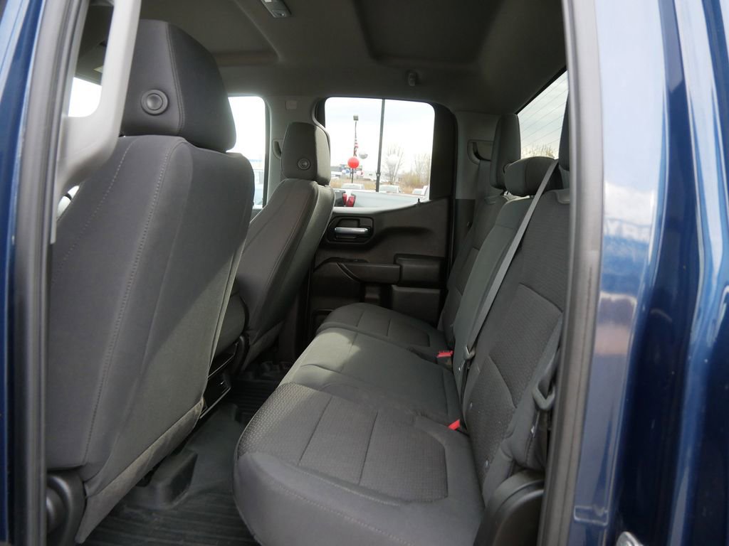 Used 2021 Chevrolet Silverado 1500 Custom image 16