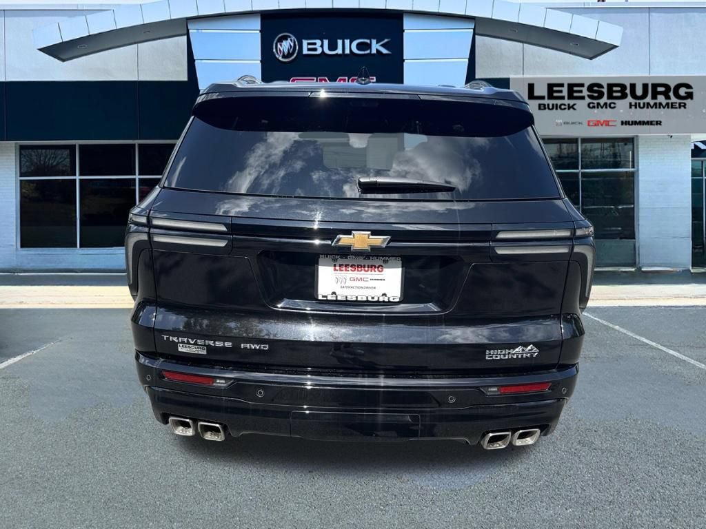 Used 2026 Chevrolet Traverse High Country w/ LPO, Floor Liner Package AWD/4WD image 6