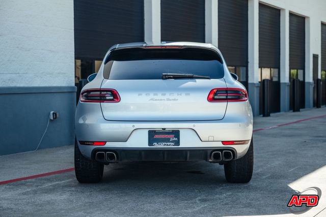 Used 2015 Porsche Macan Turbo image 16