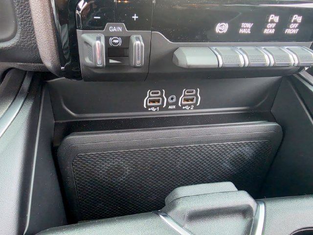 New 2026 RAM 3500 Big Horn AWD/4WD image 21