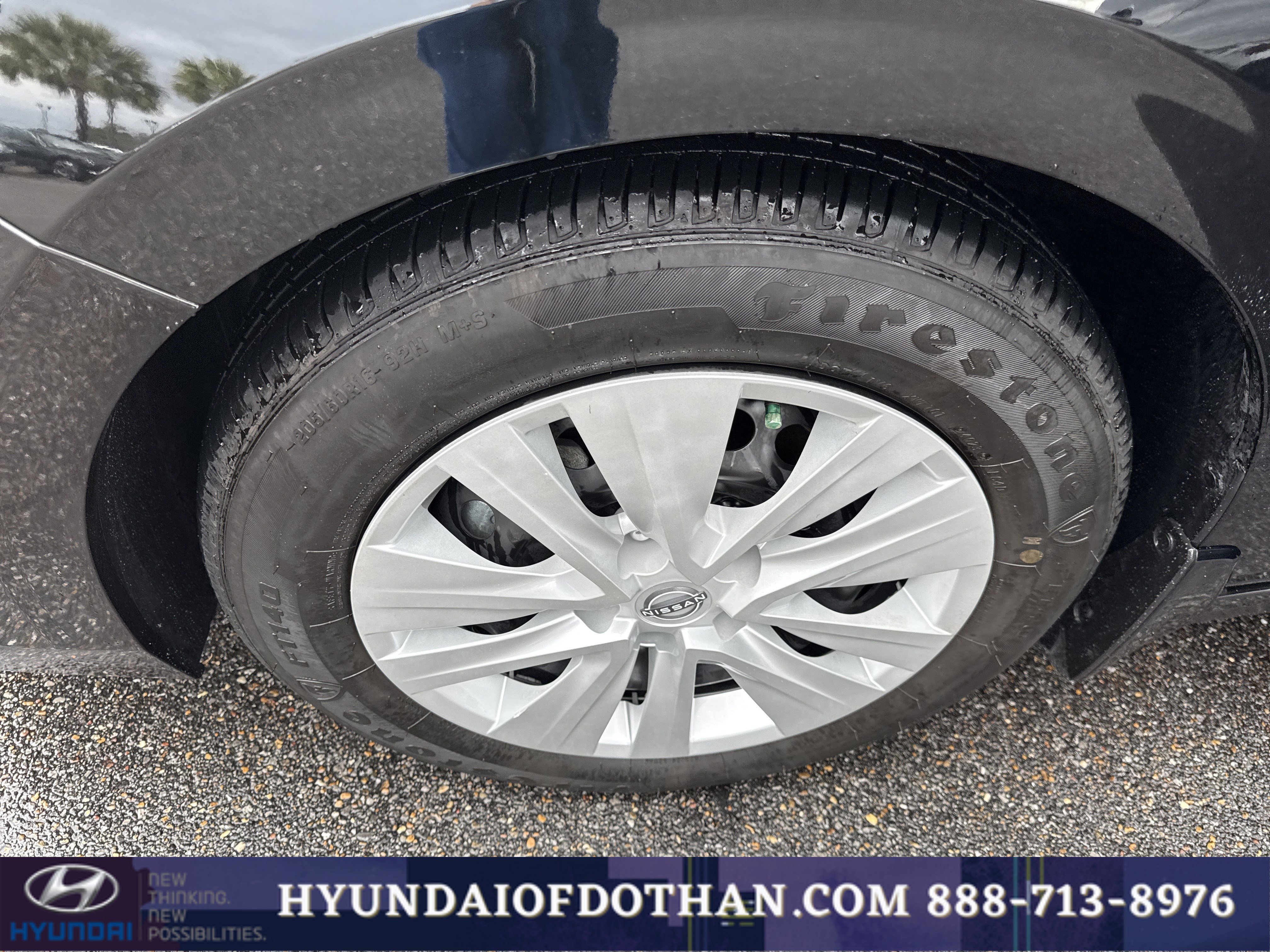 Used 2024 Nissan Sentra S image 18