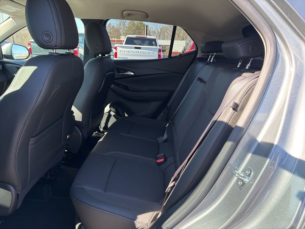Used 2023 Buick Encore GX Select w/ Sport Touring Package image 22