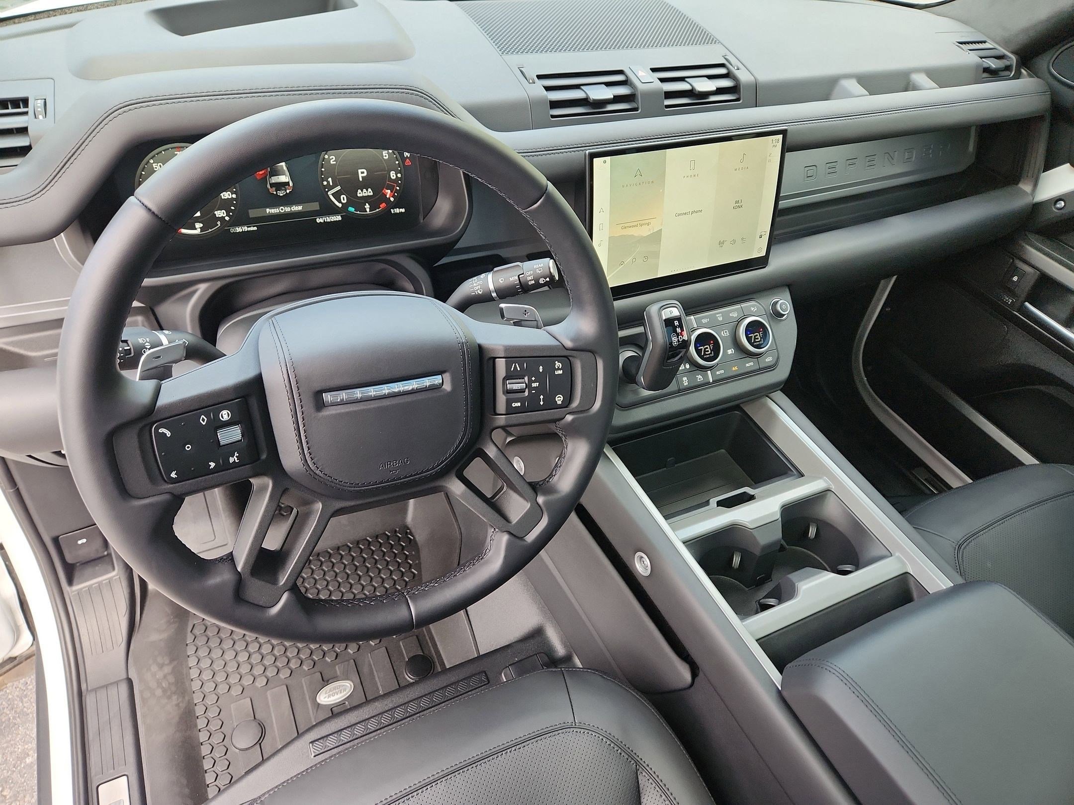 Certified 2025 Land Rover Defender 90 V8 image 13