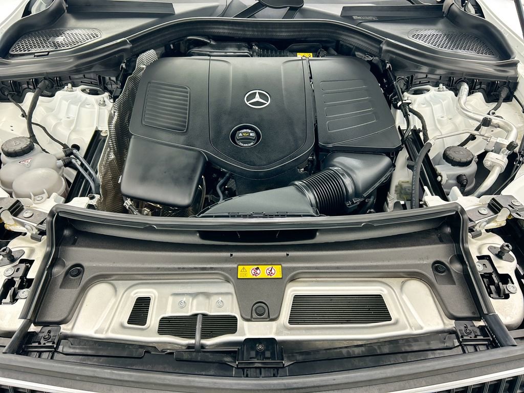 Used 2023 Mercedes-Benz GLC 300 image 27