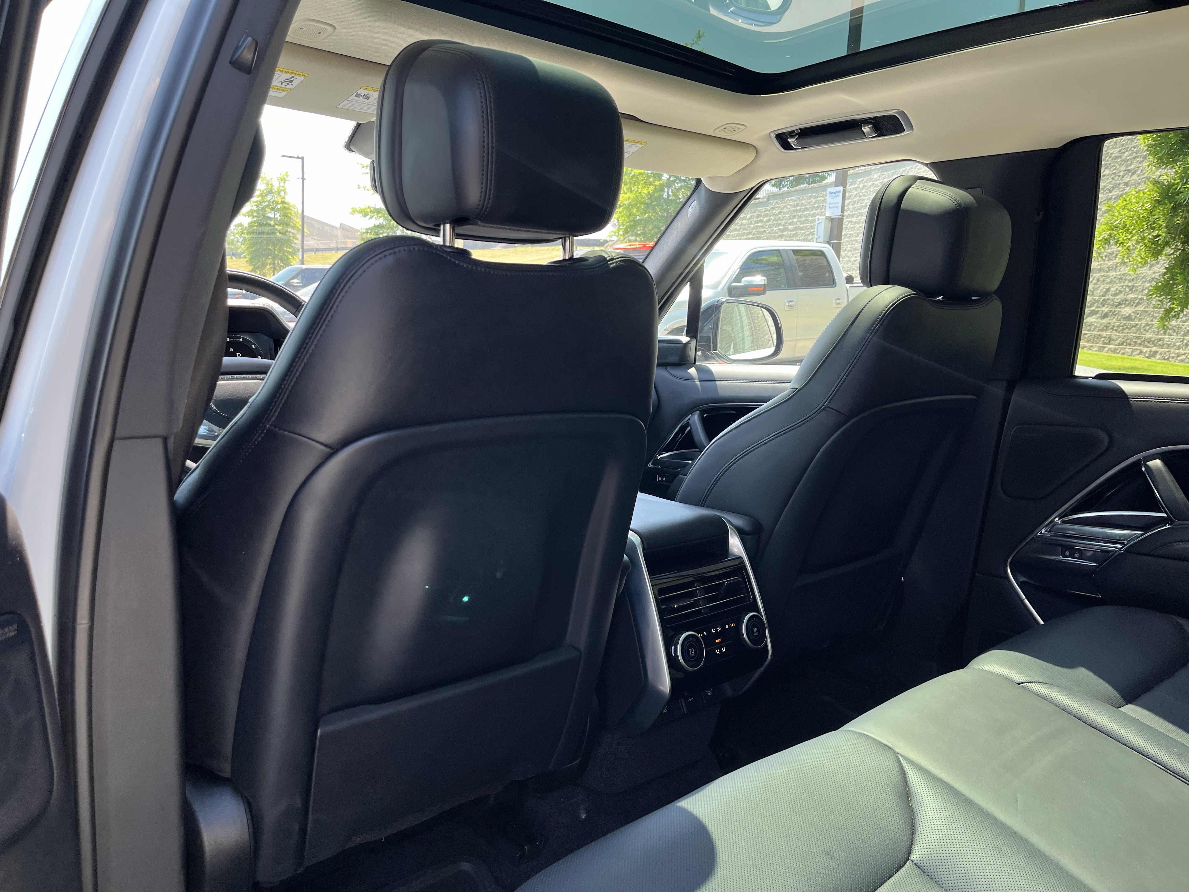 Used 2022 Land Rover Range Rover SE AWD/4WD image 73