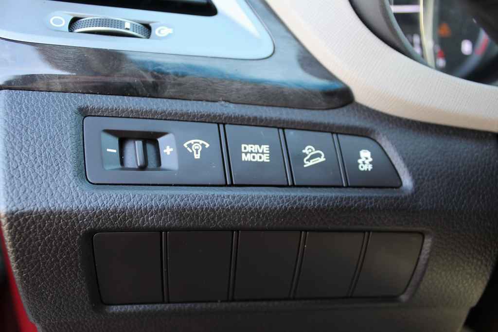 Used 2017 Hyundai Santa Fe Sport FWD image 13