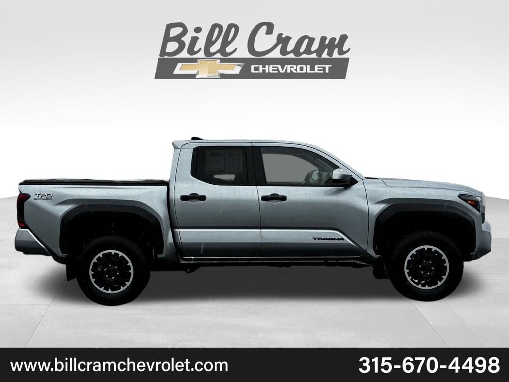 Used 2024 Toyota Tacoma TRD Off-Road AWD/4WD image 18