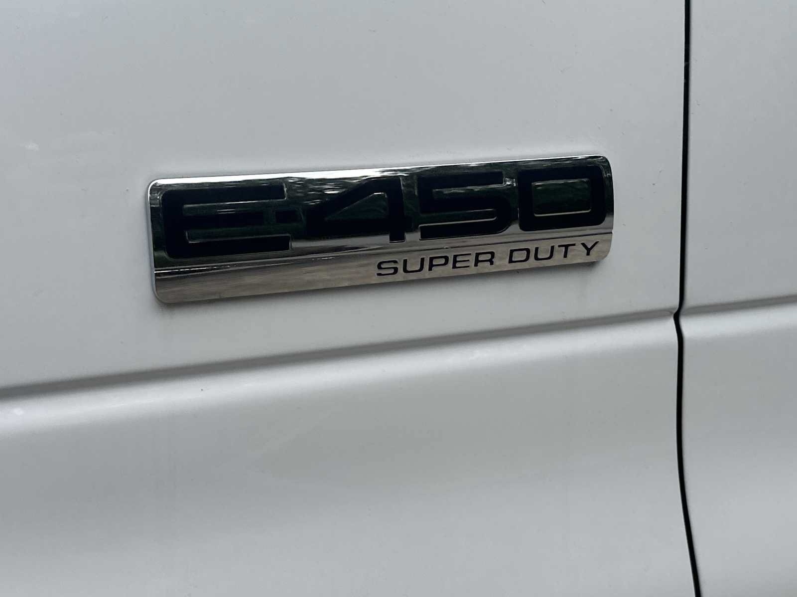 New 2025 Ford E-450 and Econoline 450 Super Duty w/ Power Equipment Group RWD image 14