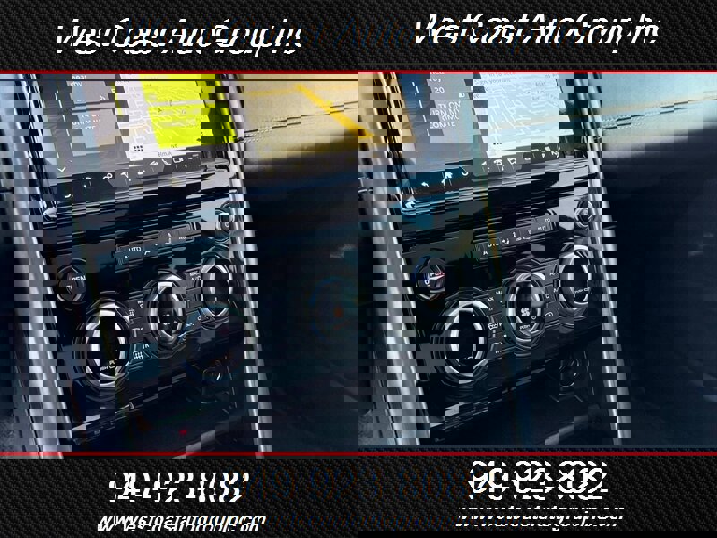 Used 2020 Land Rover Discovery HSE image 27