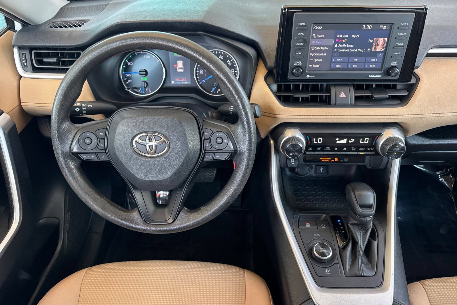 Certified 2021 Toyota RAV4 LE AWD/4WD image 18