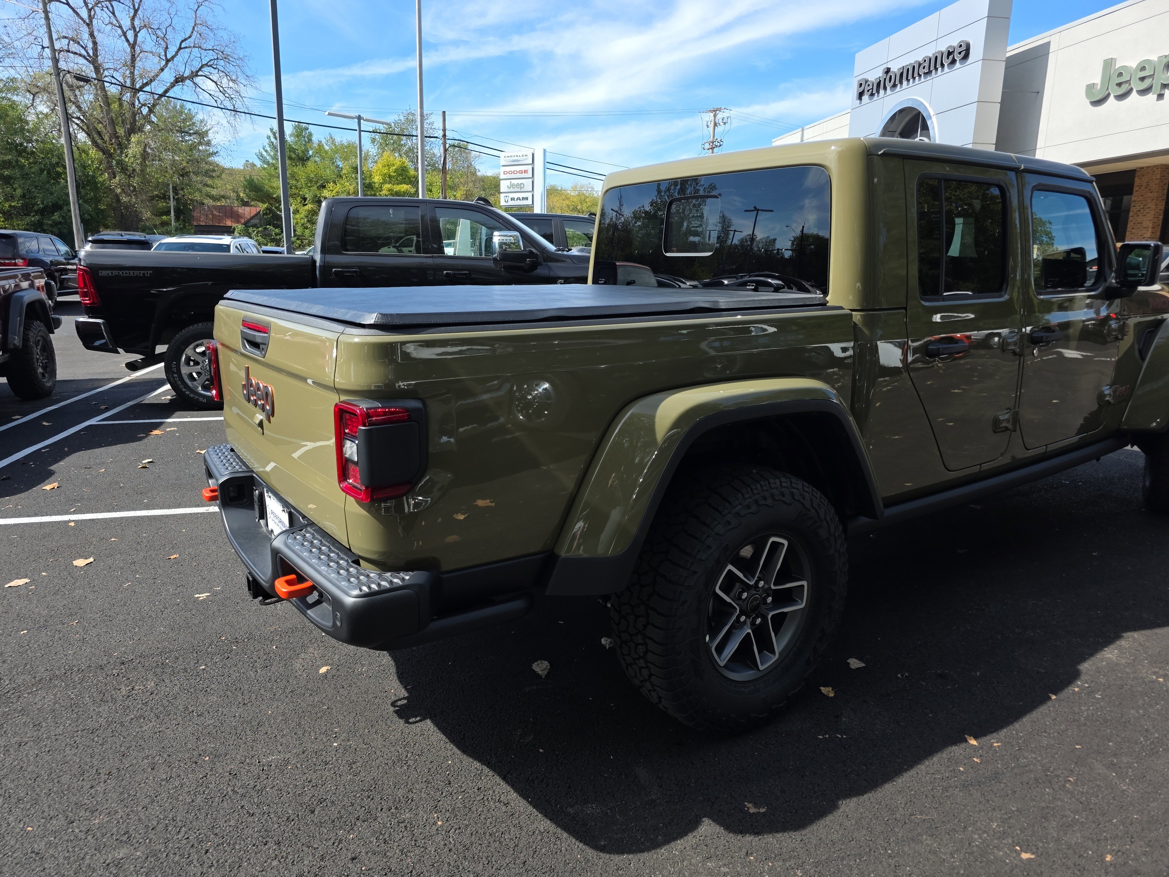 New 2025 Jeep Gladiator Mojave image 21