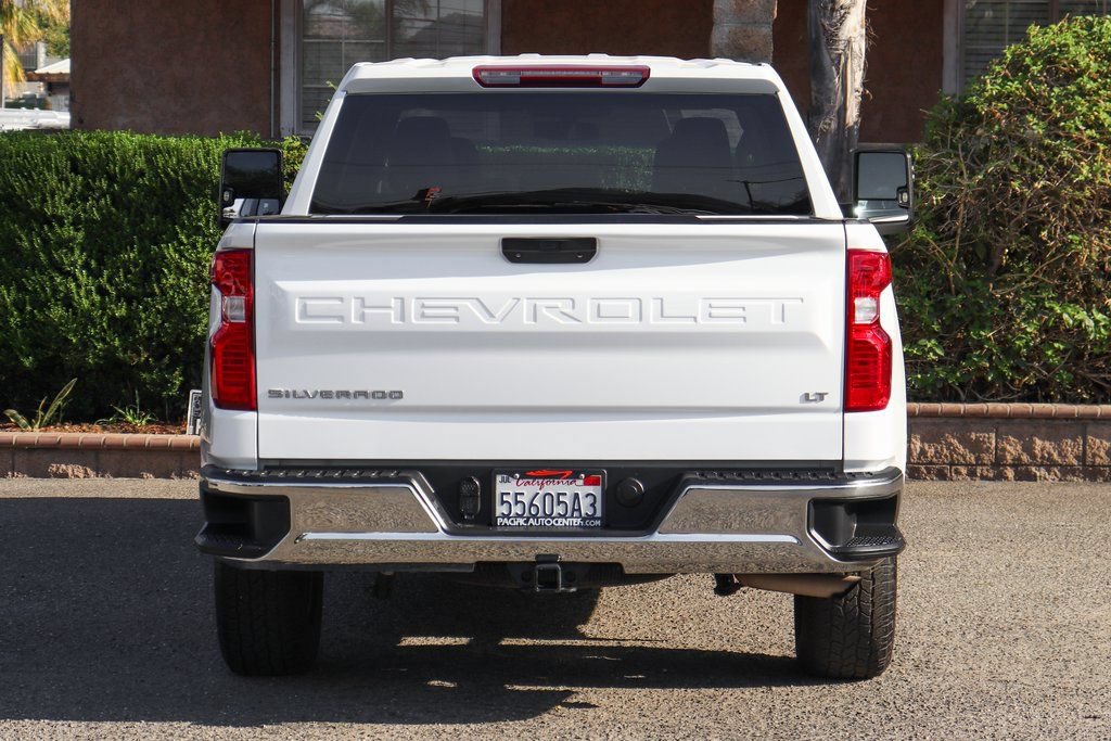 Used 2020 Chevrolet Silverado 1500 LT w/ Bed Protection Package AWD/4WD image 7