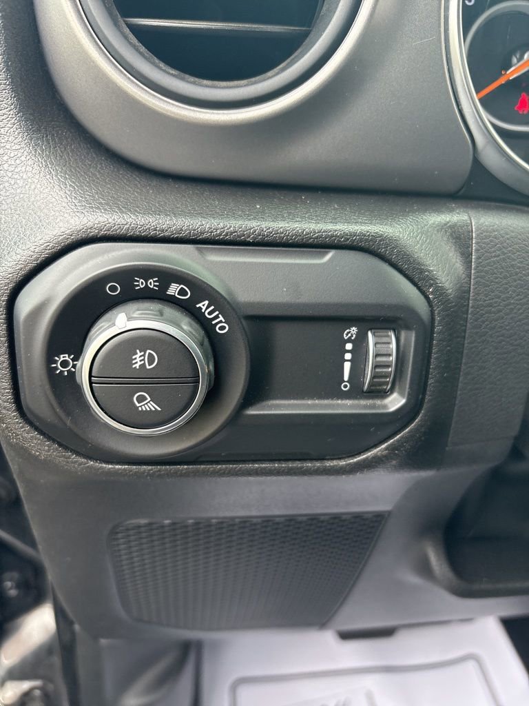 Used 2023 Jeep Gladiator Willys image 43