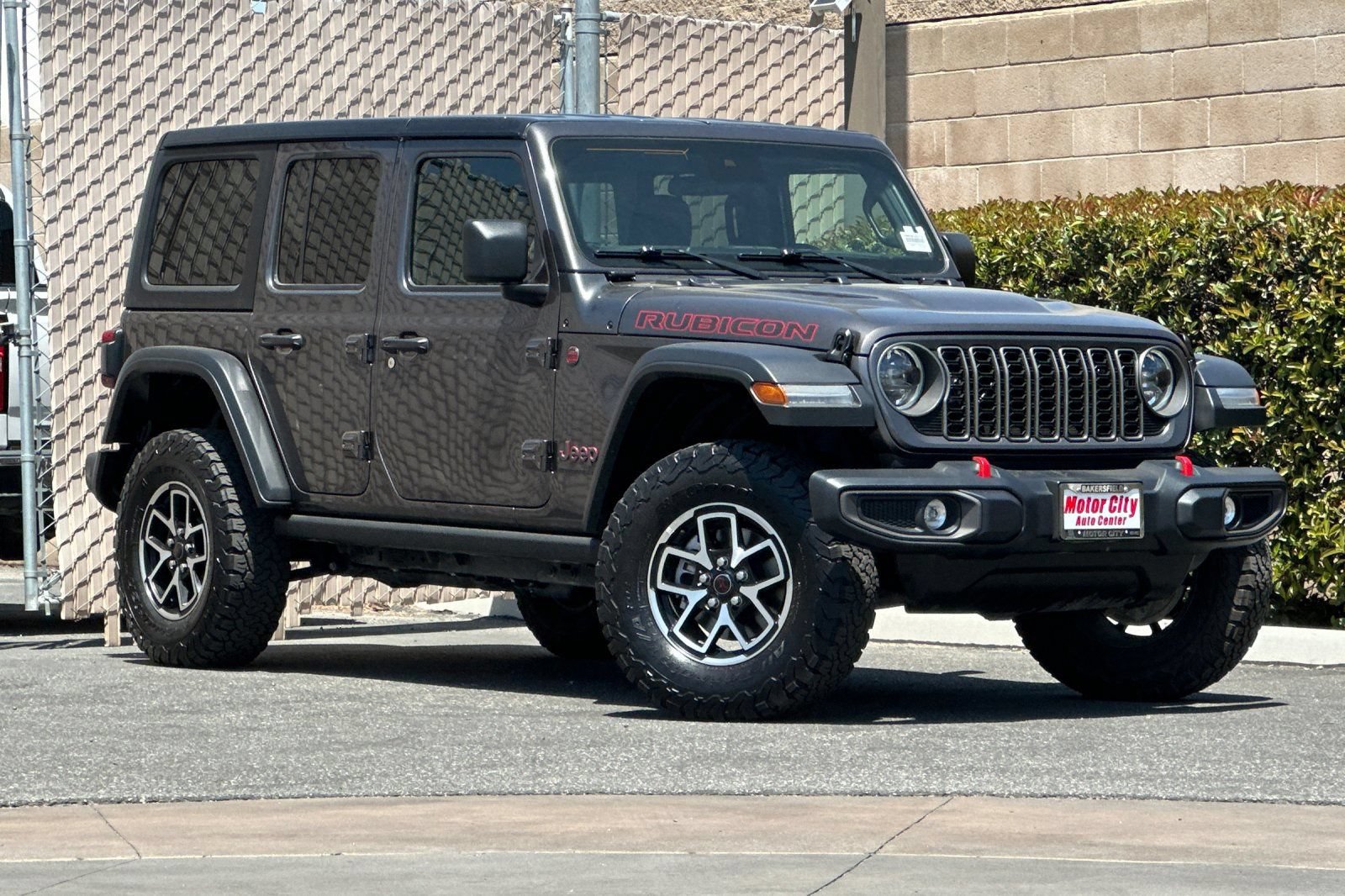 Used 2025 Jeep Wrangler Unlimited Rubicon AWD/4WD video 2
